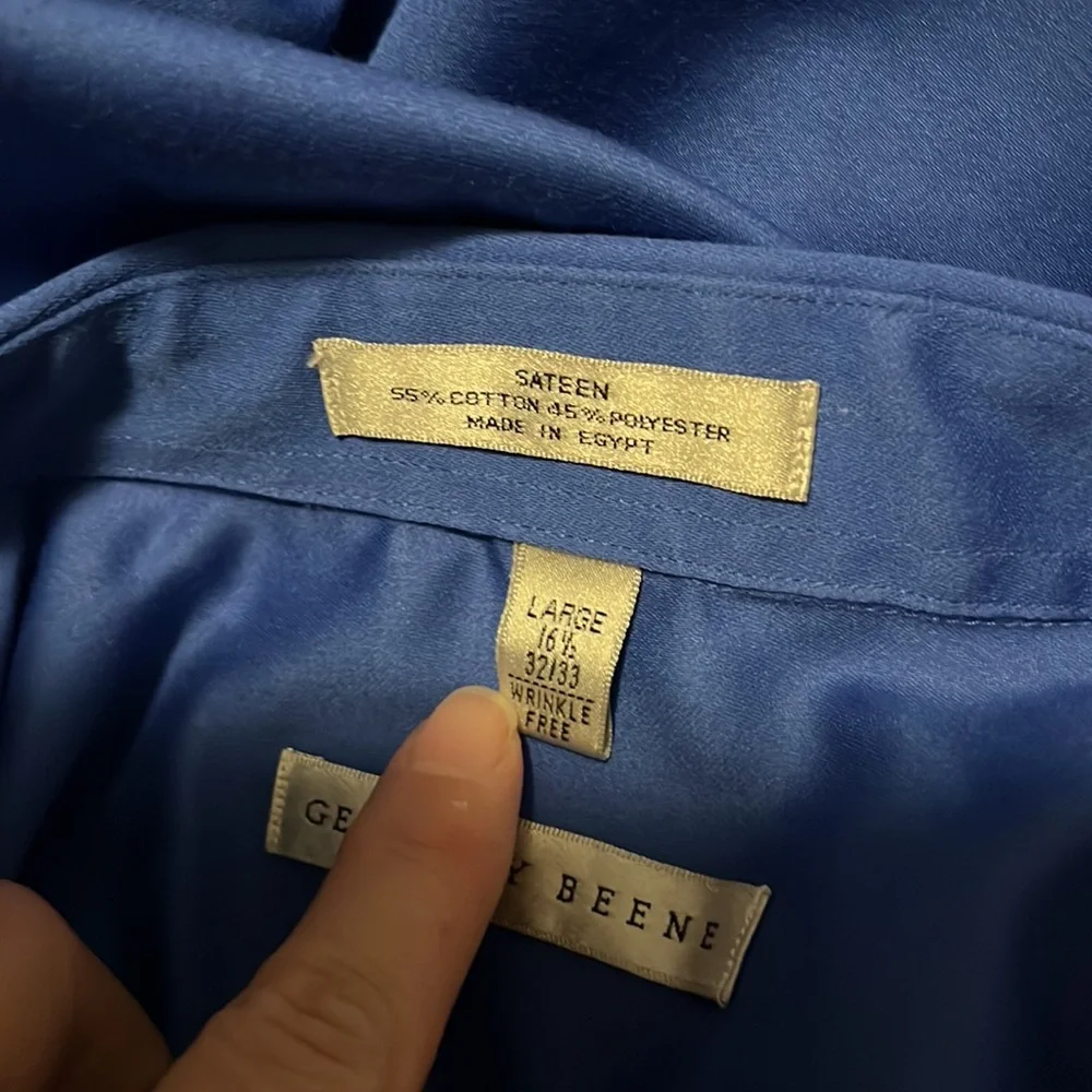 EUC Geoffrey Beene long sleeve button down - Picture 5 of 5